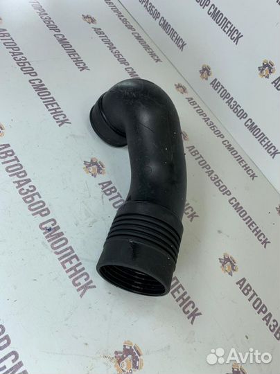 Патрубок Kia Sportage II (2004—2008)