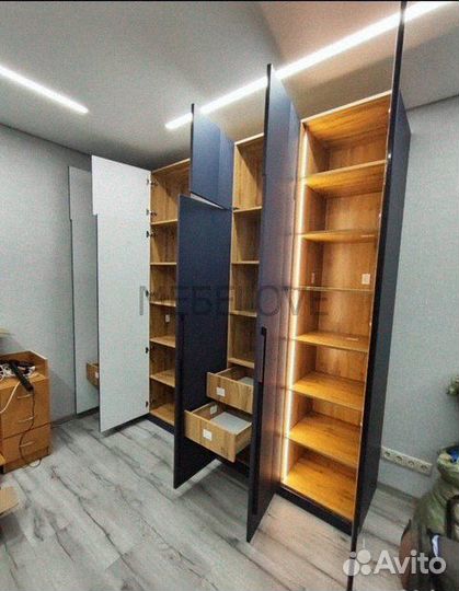 Шкаф распашной угловой на заказ