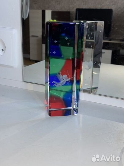 Стеклянные статуэтки