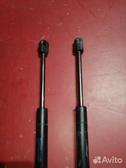 Амортизатор багажника Mazda 6 GG L3C1 2004