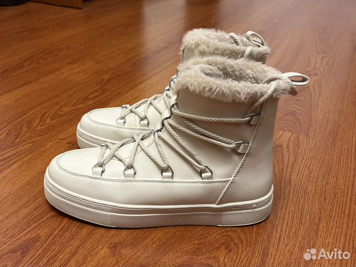 Ботинки Reserved (зима/осень)