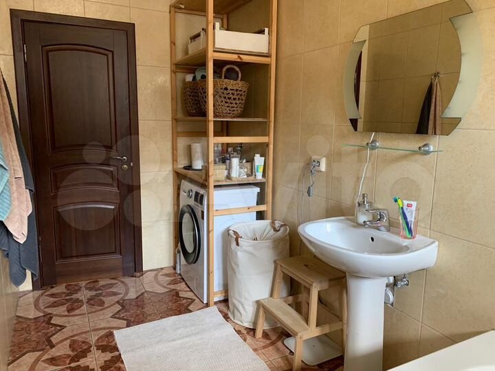 3-к. квартира, 115 м², 4/5 эт.