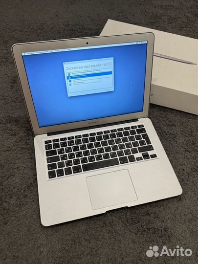 Apple MacBook Air 13 2017г 8/128 Гб