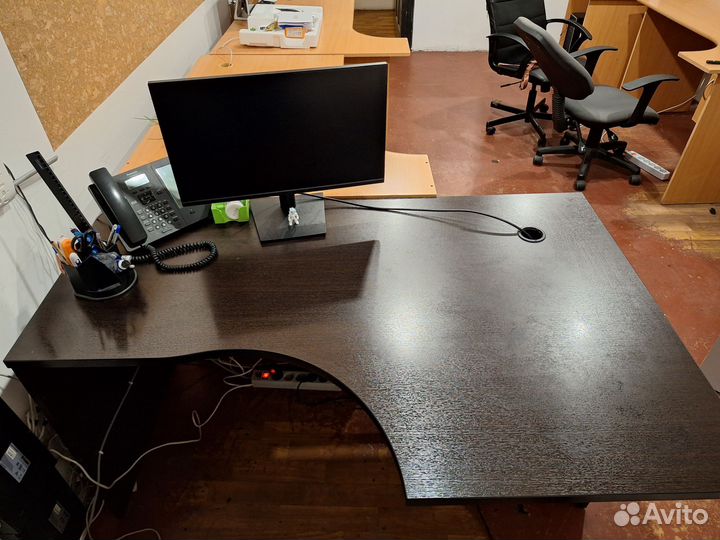 Офисная мебель бу