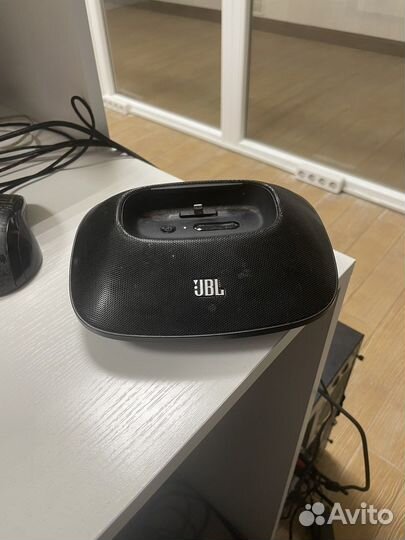 Колонка jbl