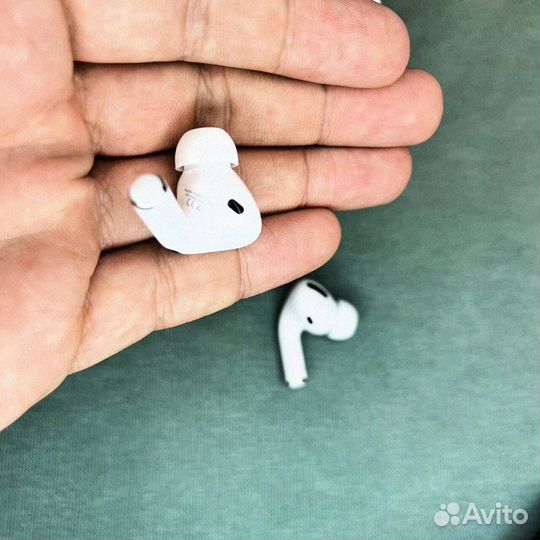 AirPods Pro 2: Ваш звуковой компаньон