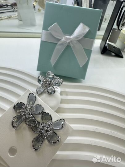 Кольцо и серьги комплект