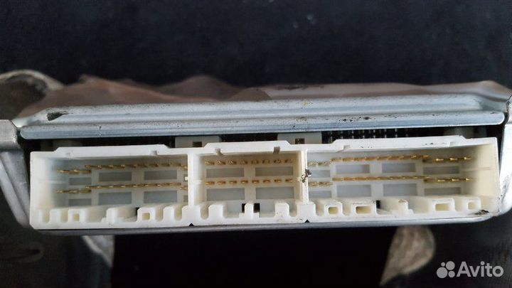 Блок управления двигателем эбу Toyota Corolla 120