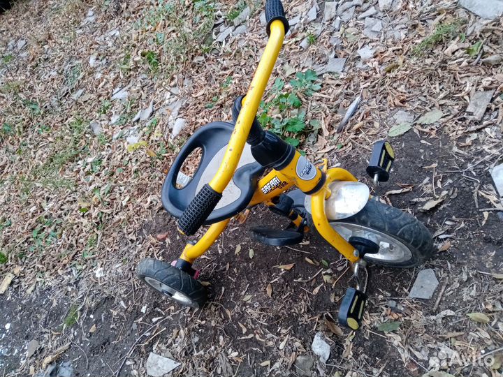 Детский трехколесный велосипед