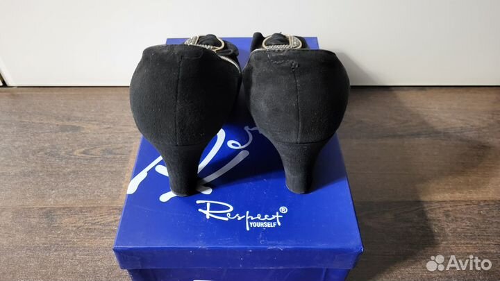 Продам туфли замшевые Respect 38 размера
