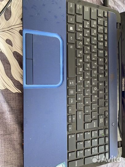 Ноутбук toshiba