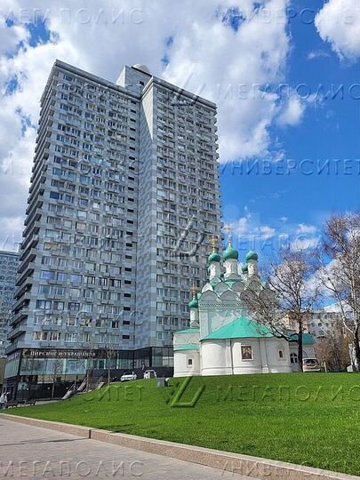 Помещение свободного назначения 220 м²