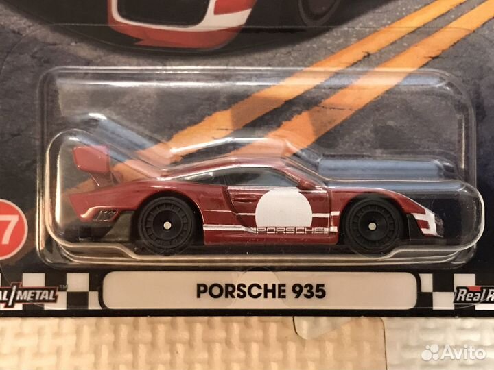 Hot Wheels Premium Porsche 935 Boulevard