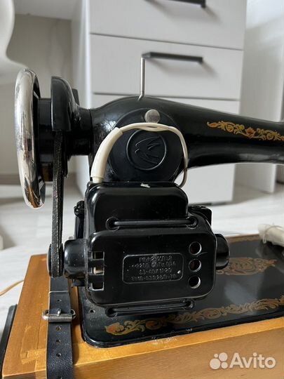 Швейная машинка подольская ножная