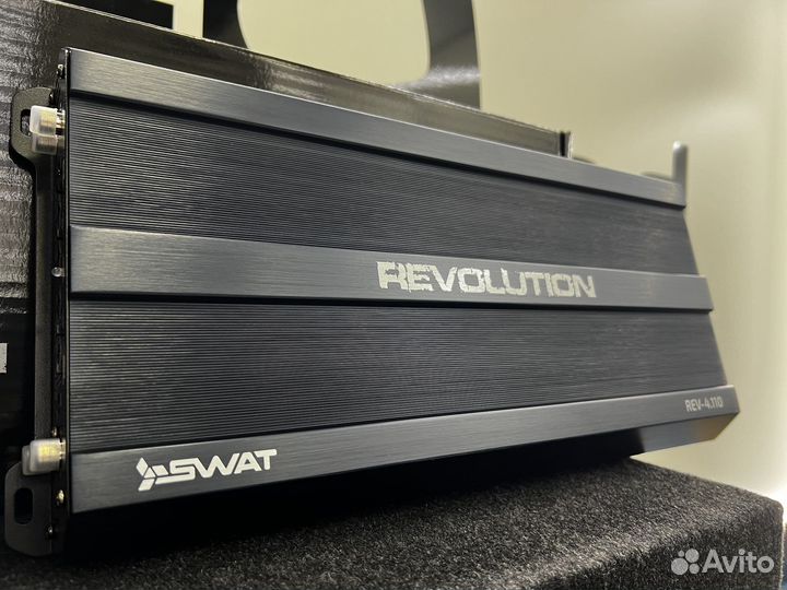 Комплект акустики в автомобиль