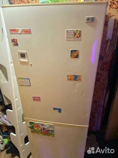 Холодильник бу LG