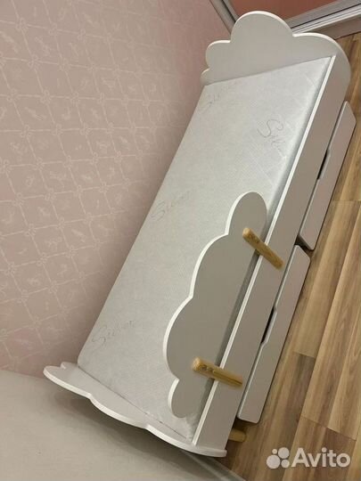 Детская кровать новая