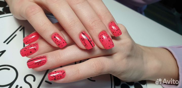 Маникюр, наращивание ногтей