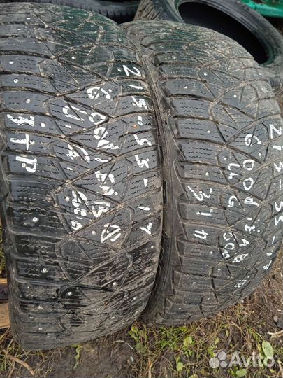 Goodyear UltraGrip Ice 215/55 R17