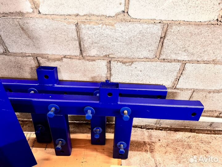 Подъемник винтовой 2х стоечный П180Е-13