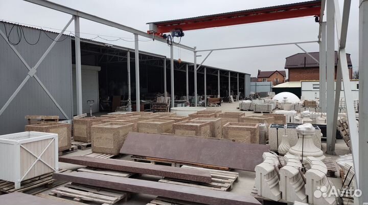 Мраморный фонтан для дачи