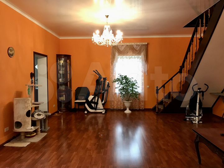 Дача 193,8 м² на участке 12 сот.