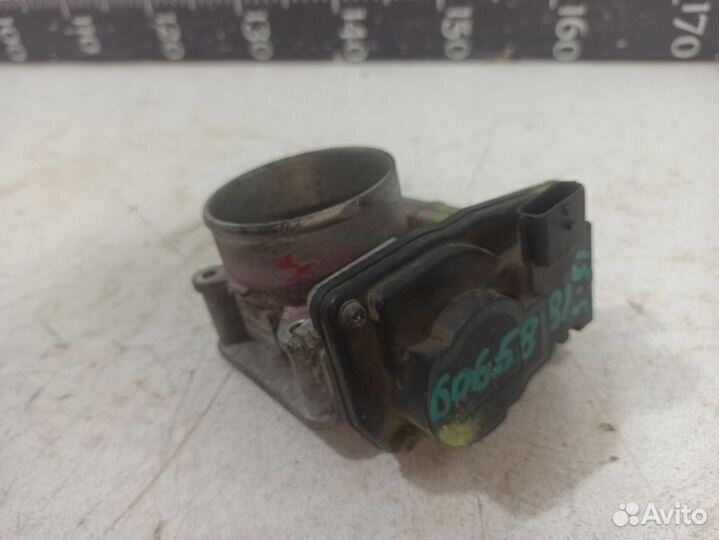 Дроссельная заслонка