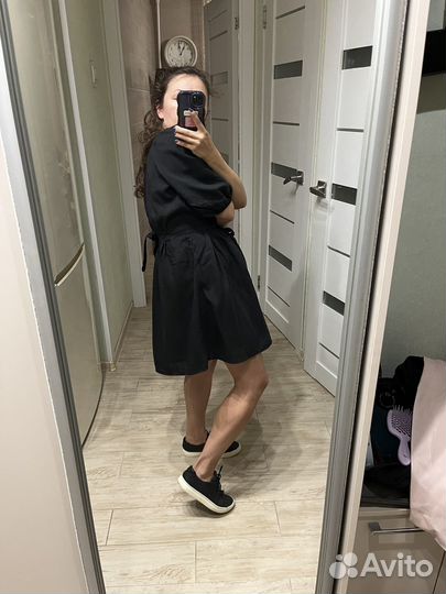 Платье с пышными рукавами zara s, черное