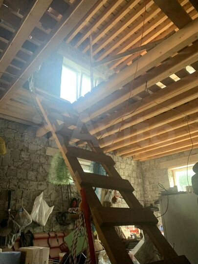 Здание, 280 м²