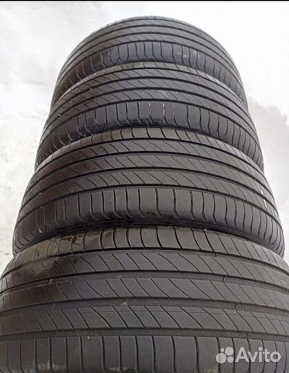 Michelin Primacy 4 235/50 R19