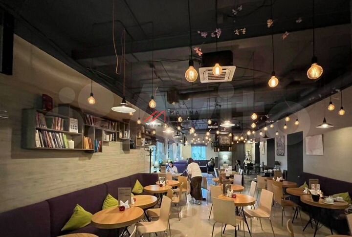 Сдам торговое помещение, 226 м²