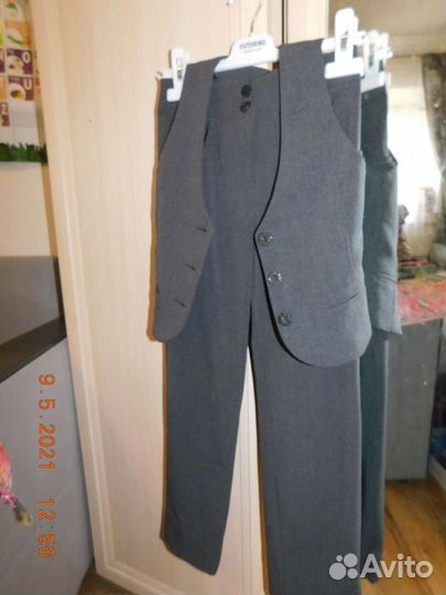 Школьный костюм