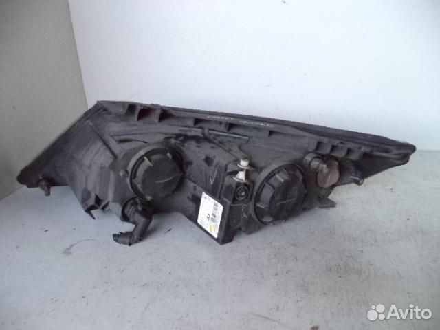 Фара правая Kia Sorento