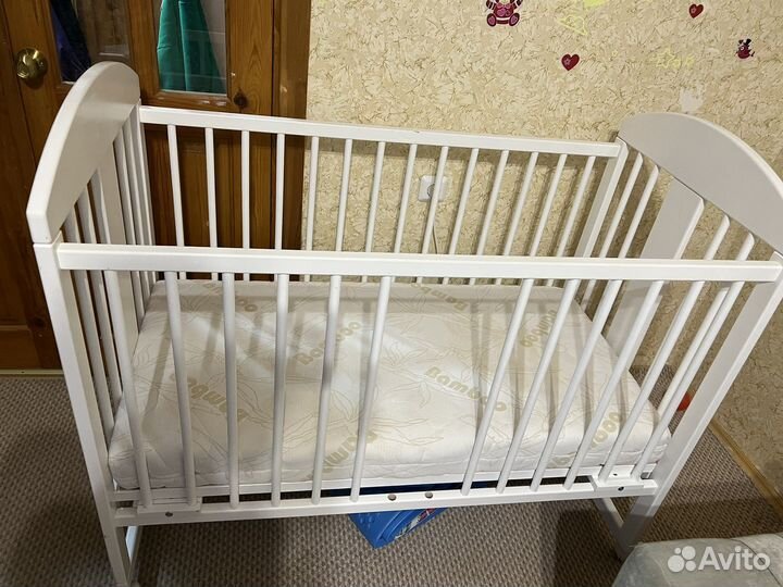 Детская кровать от 0 до 3лет с матрасом