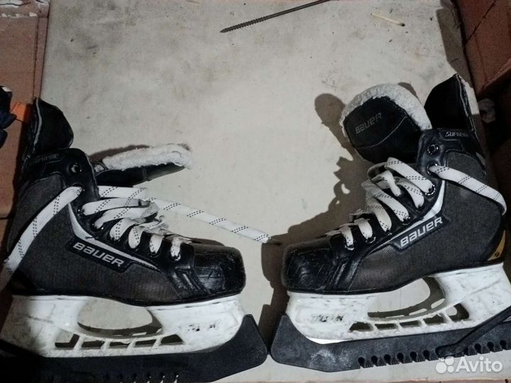 Хоккейные коньки bauer