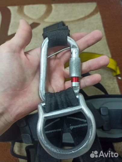 Обвязка альпинистская petzl