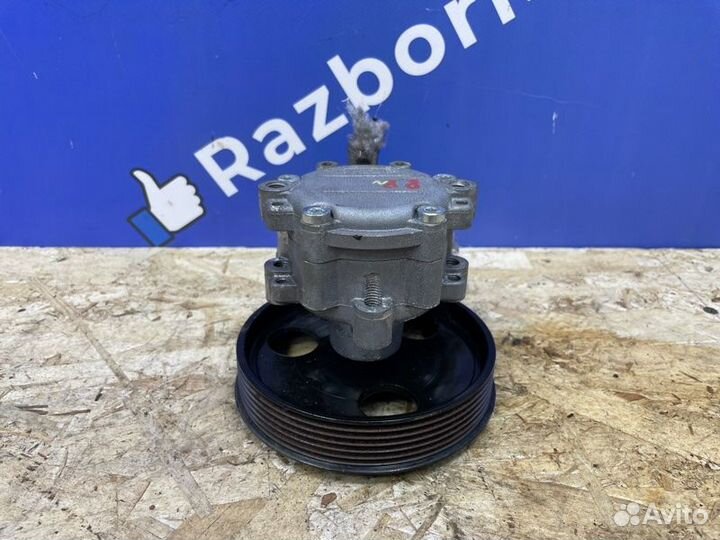 Насос гидроусилителя Nissan Terrano