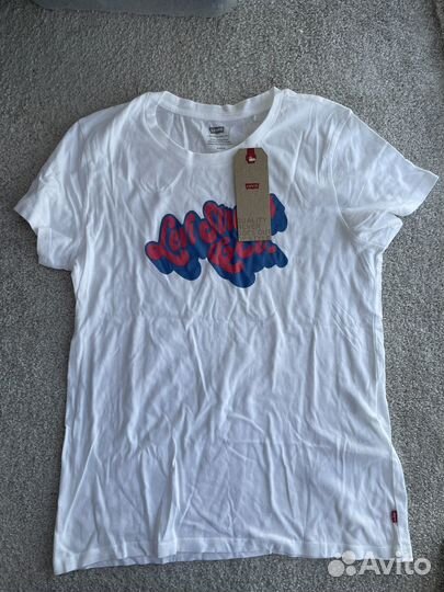 Футболка levis