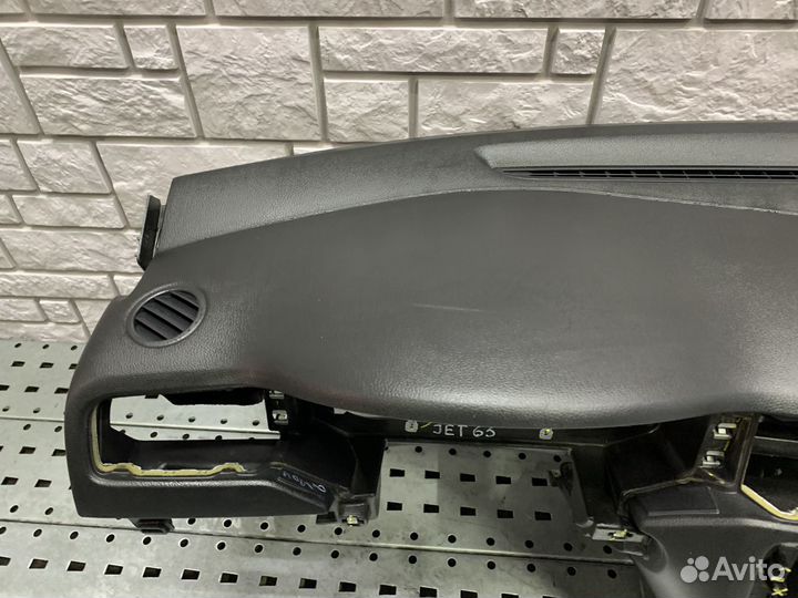 Volkswagen Jetta 6 Торпедо