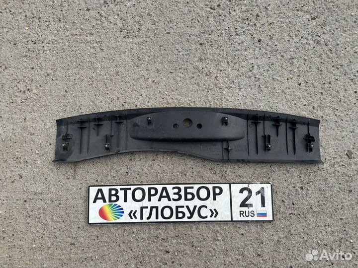 Обшивка задка Ford Fusion