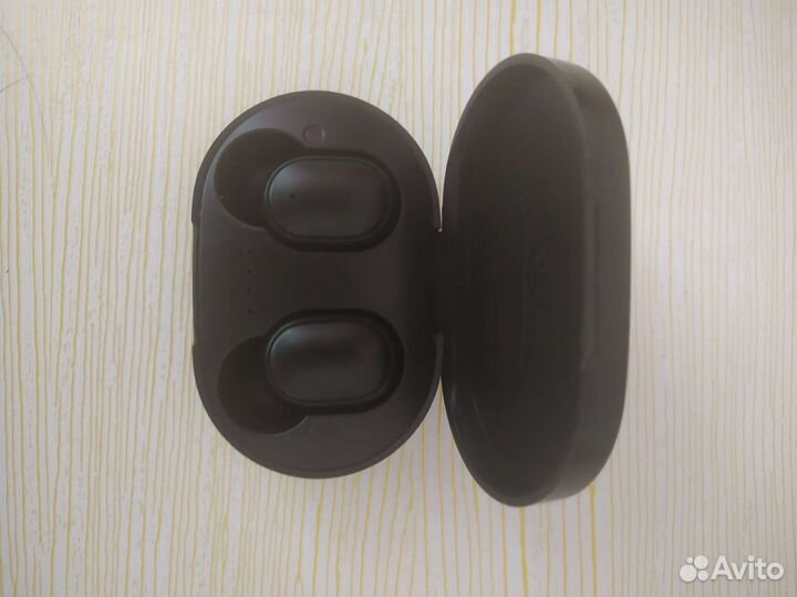 Беспроводные наушники внутриканальные