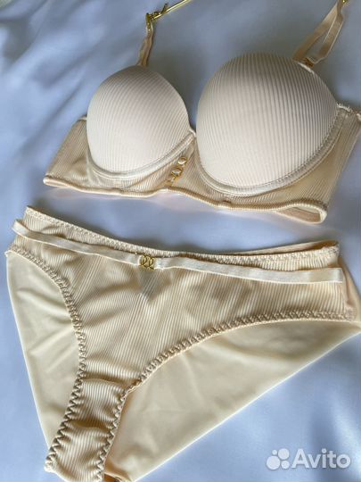 Комплект нижнего белья