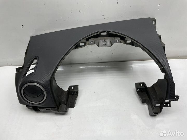 Накладка торпеды левая Mazda 3 BK