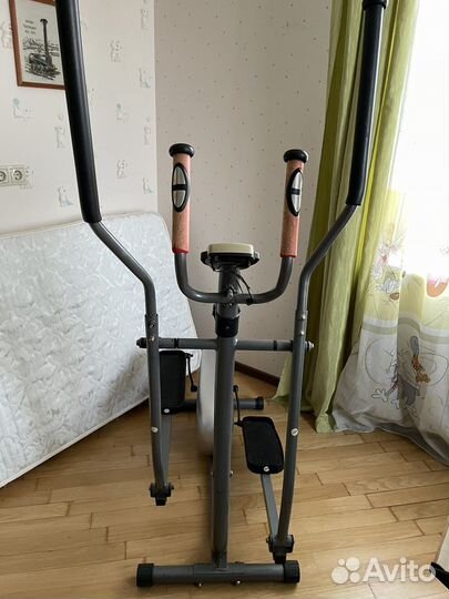 Эллиптический тренажер