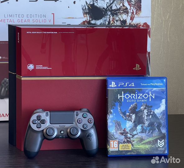 PlayStation 4 (v8.52) Limited Edition MGS V