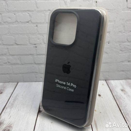 Чехол на iPhone 14 Pro Цвет: Мокрый асфальт