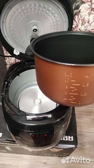 Мультиварка redmond новая