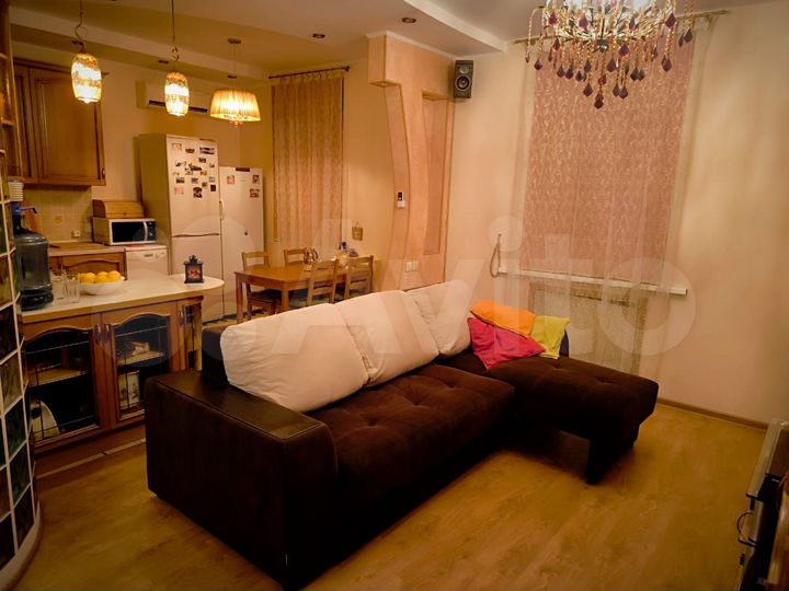 4-к. квартира, 80 м², 5/5 эт.