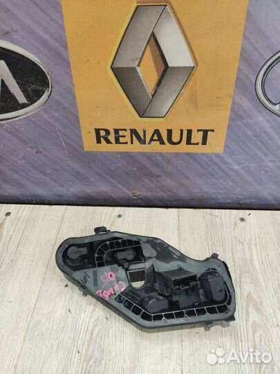 Плата заднего фонаря Renault symbol 2 NEW 08- Лев