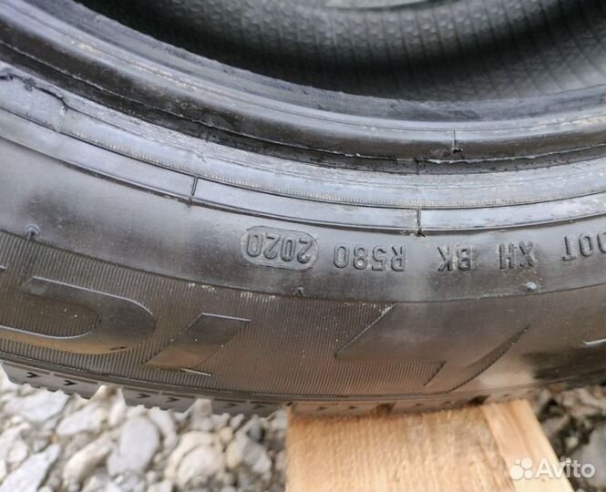 Pirelli Ice Zero 205/55 R16 94T
